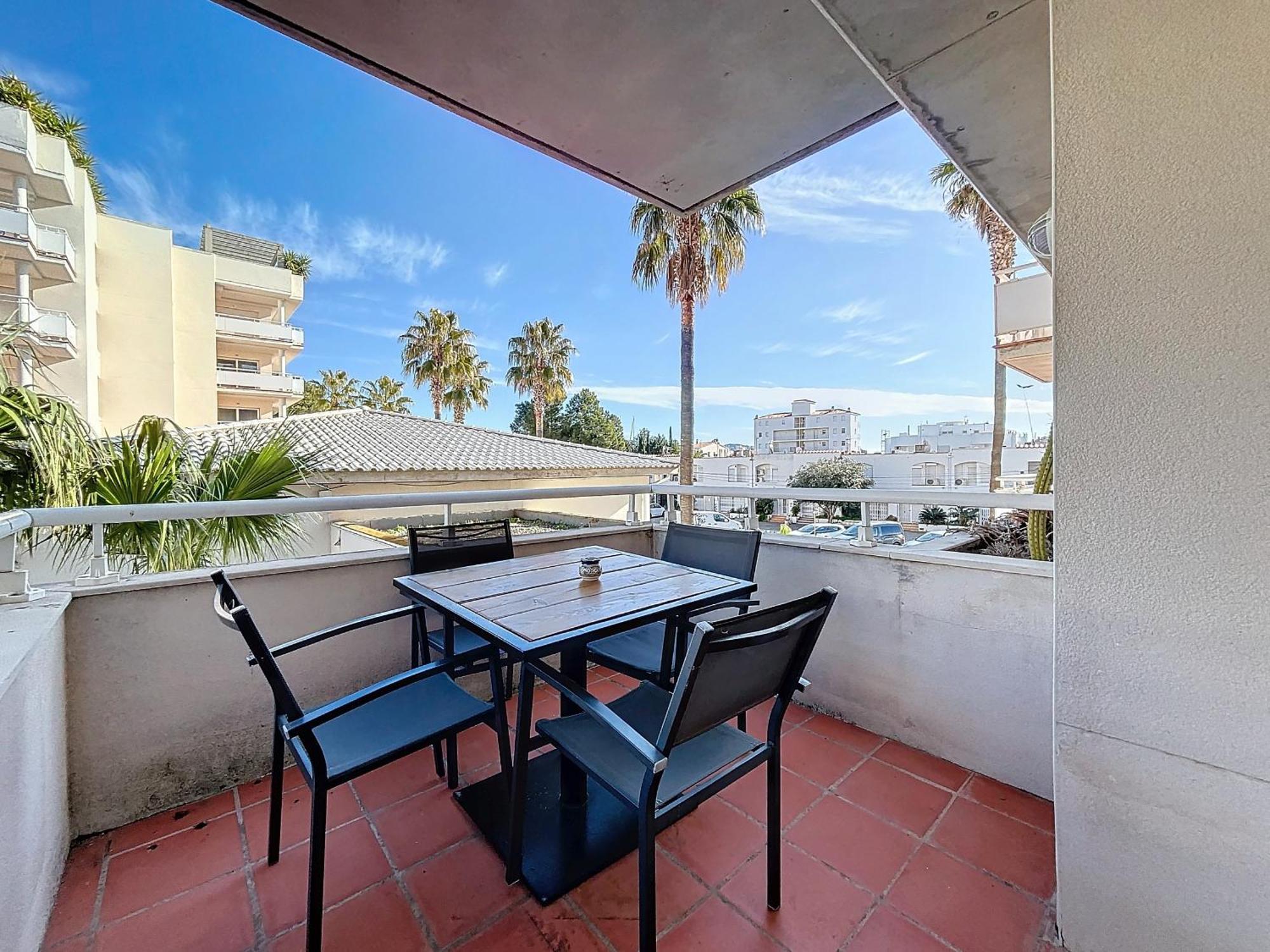 Apartment Port Canigo 1 150- Magnifico Con Pisci Roses