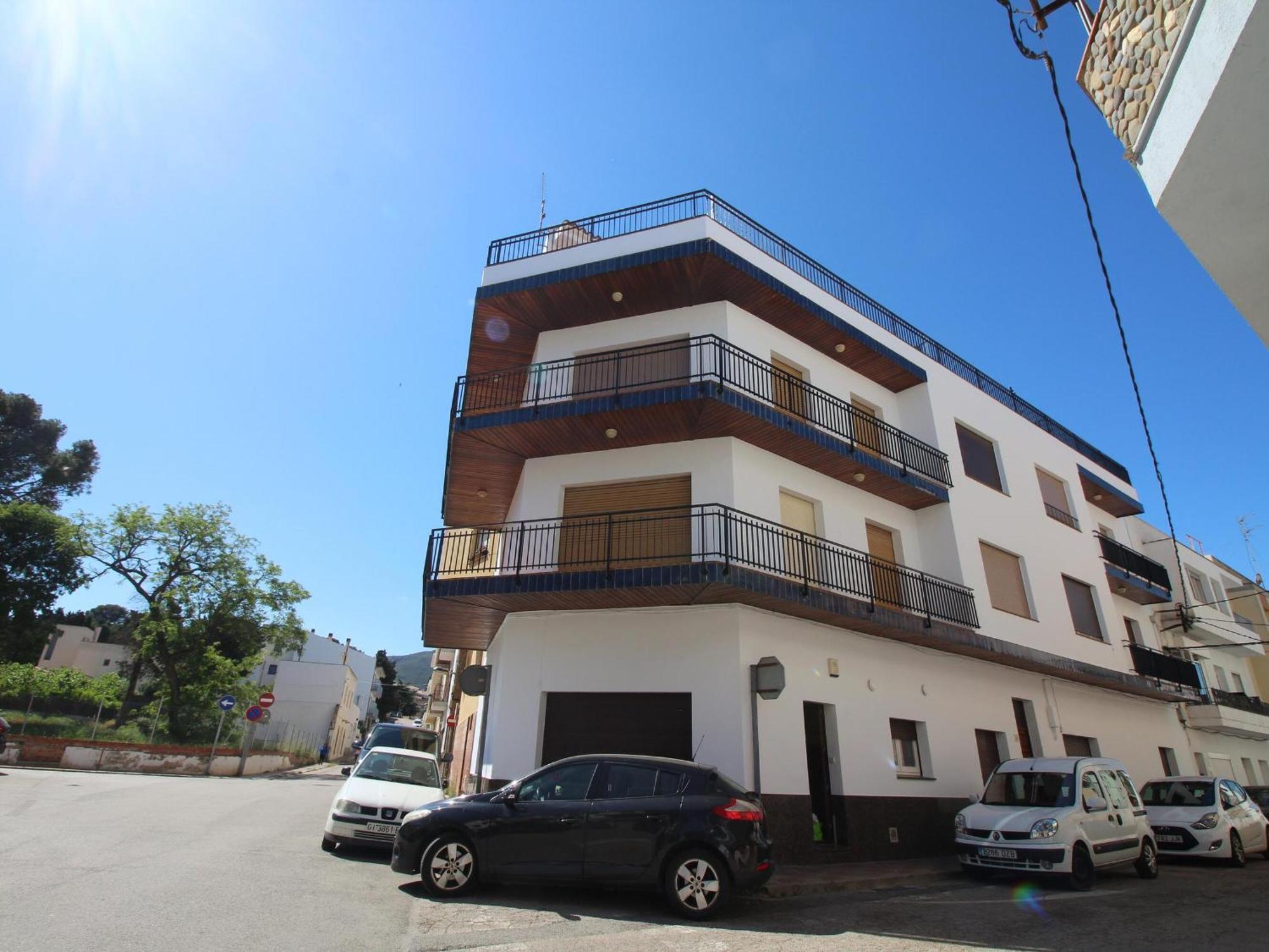 Acogedor A 100m De La Playa En Llanca, Con Wifi Y Renovado - Es-228-4