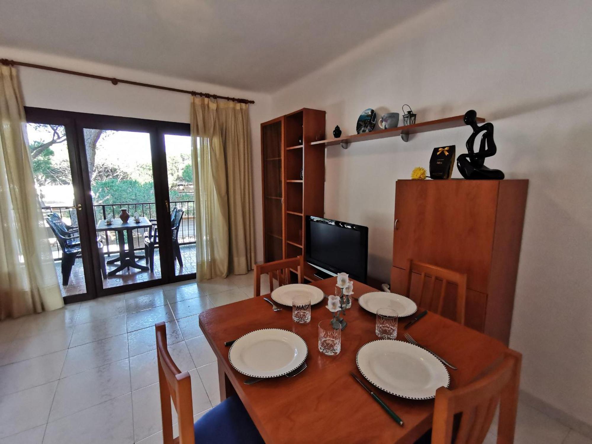 Con Wifi A 5 Minutos De La Playa Y Cerca De Tiendas Y Restaurantes - Es-209-10 *