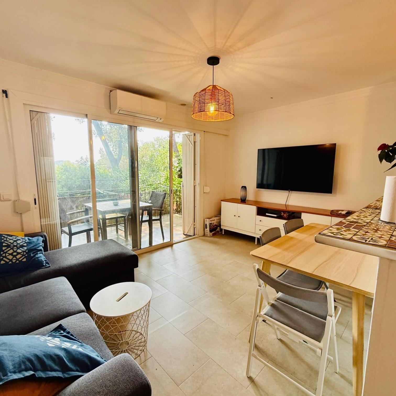 208 C Rahola Bajo Santiago Апартаменты *