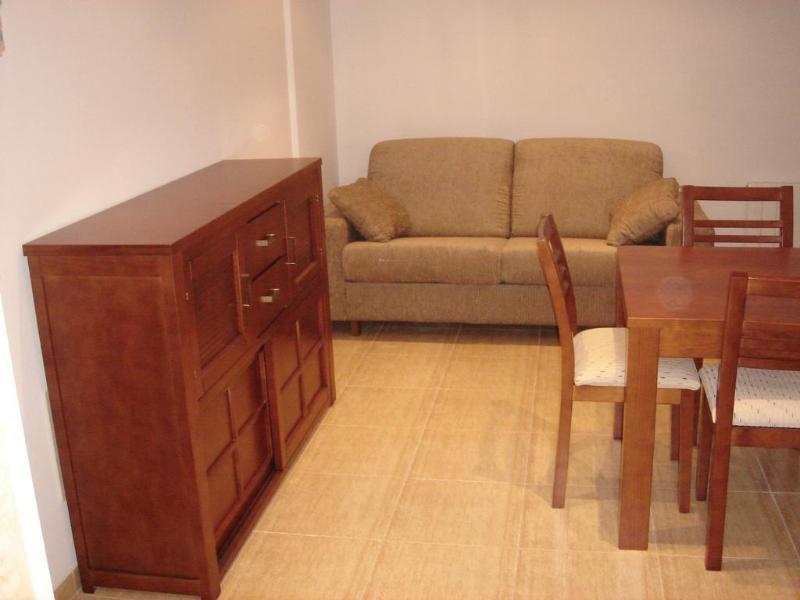 Apartament Mares *