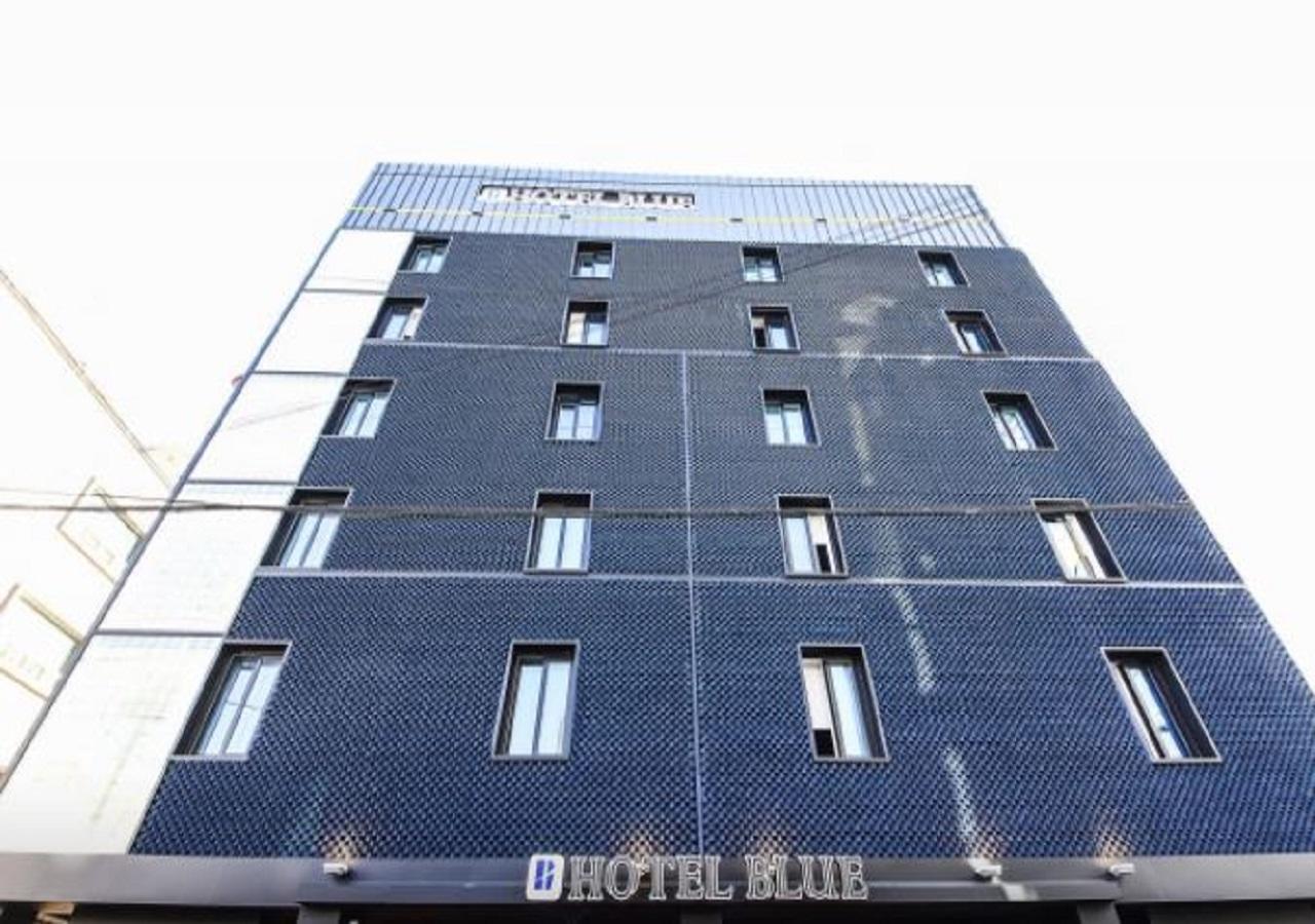 Motel Blue