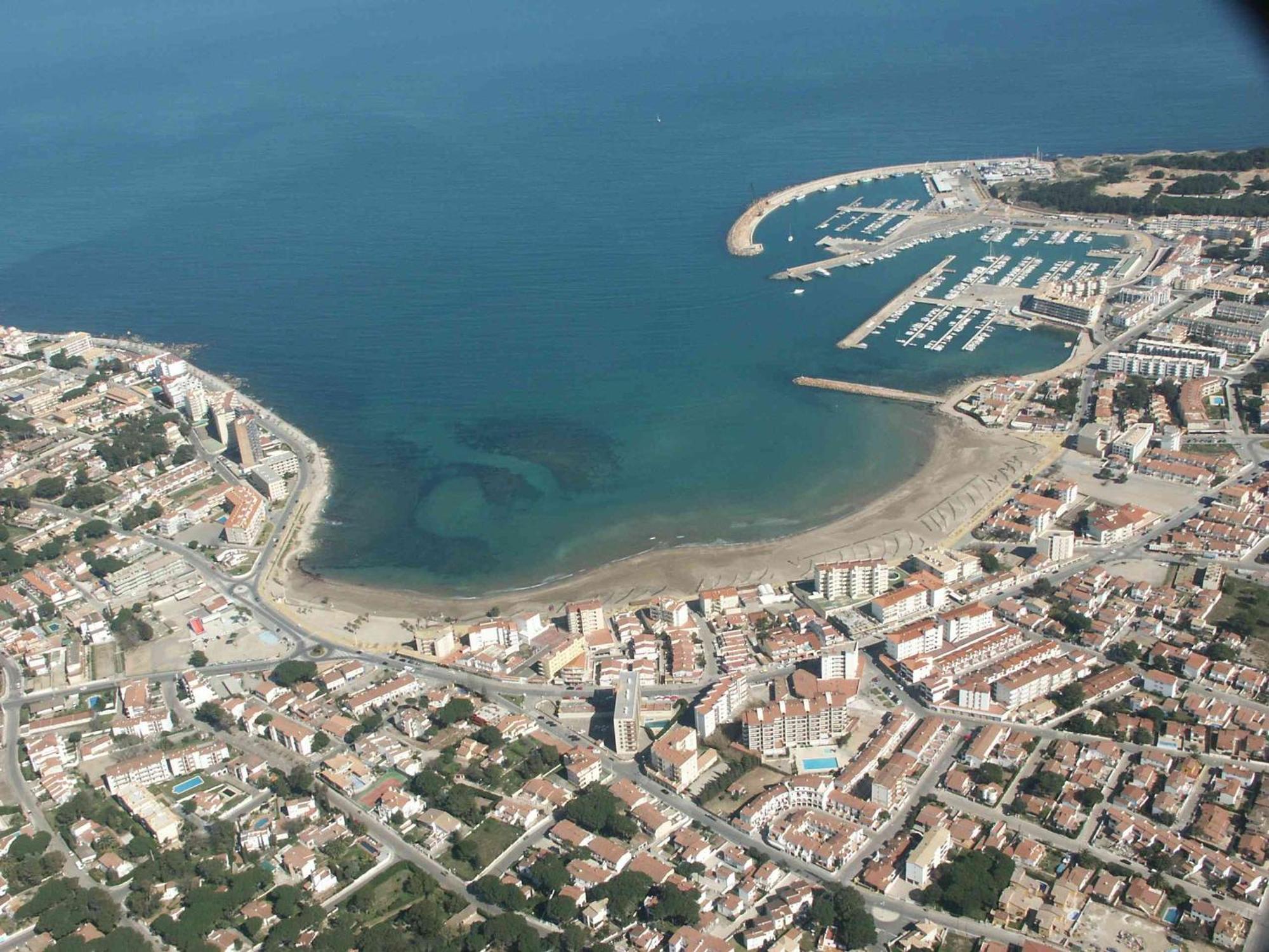 Apartament Garbi Park *
